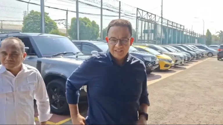 Anies Beri Bocoran Reaksi Tom Lembong Dapat Abolisi dari Prabowo