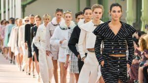 Paris Fashion Week 2025: Tren Sustainable Luxury yang Jadi Pusat Perhatian