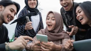 Gaya Hidup Digital Generasi Z Indonesia 2025: Tren, Tantangan, dan Masa Depan