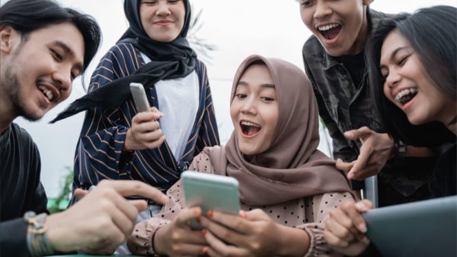 Gaya Hidup Digital Generasi Z Indonesia 2025: Tren, Tantangan, dan Masa Depan